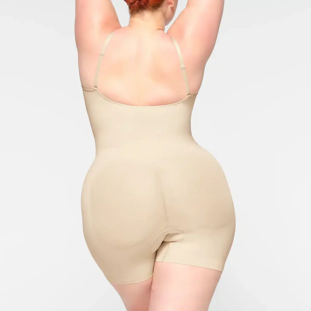 BODY SHORT ULTRA-GAINANT